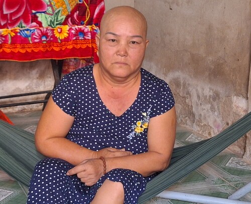 Người phụ nữ bệnh tật trong căn nhà trọ 10 mét vuông