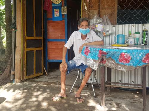 Cuộc sống cô quạnh, bệnh tật đang rất cần cứu giúp