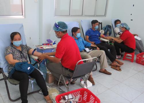 Huyện Thạnh Phú hưởng ứng ngày “Thế giới tôn vinh người hiến máu”