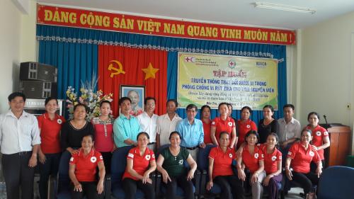 Hội Chữ thập đỏ tỉnh Bến Tre tiếp tục thực hiện dự án "Xây dựng cộng đồng an toàn trước Biến đổi khí hậu và Rủi ro thảm họa ở Việt Nam giai đoạn 2015-2017"