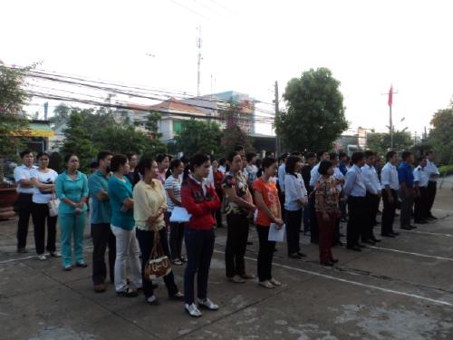 Ngành ngân hàng tỉnh Bến Tre hiến máu tình nguyện năm 2012