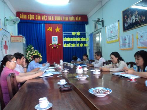 Văn phòng Hội Chữ thập đỏ tỉnh Bến Tre tổ chức họp mặt kỷ niệm 65 ngày thành lập Hội Chữ thập đỏ Việt Nam