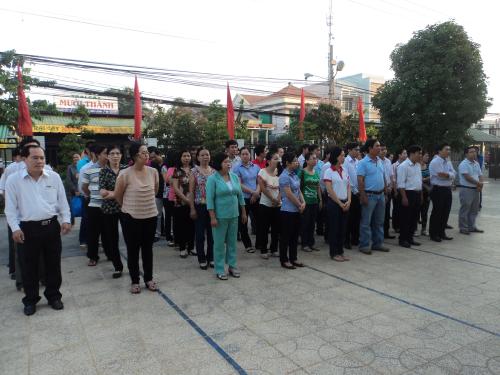 Cán bộ nhân viên Ngành ngân hàng Bến Tre tham gia hiến máu tình nguyện năm 2013