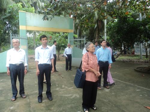 Trân trọng cảm ơn PGS Nguyễn Thi Hội - P. chủ tịch Hội hữu nghị Việt Pháp TP HCM