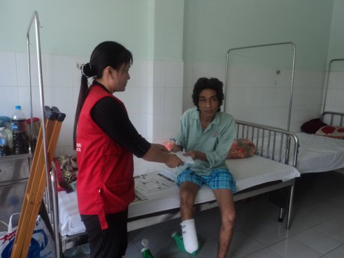 Cảm ơn những tấm lòng vàng giúp đỡ anh Trương Văn Phong ở xã Phú Hưng (TP.Bến Tre)