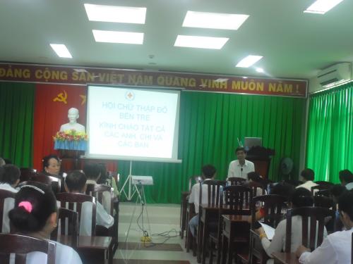 Hội Chữ thập đỏ huyện Bình Đại tổ chức tập huấn cho cán bộ, chi hội trưởng hội CTĐ cơ sở xã, ấp